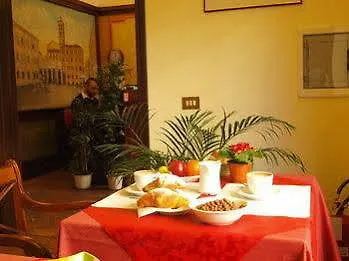 בית הארחה Nl Trastevere 3*